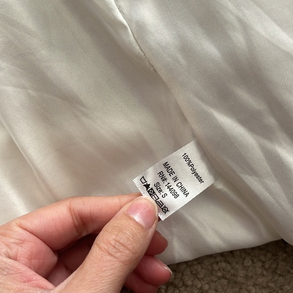 “Polished & Poised- Faux Fur Coat size small” - Picture 6 of 7